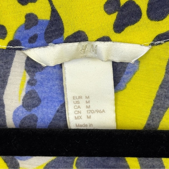 H&M Yellow and Blue Patterned Dress Women’s Size M - Picture 3 of 6